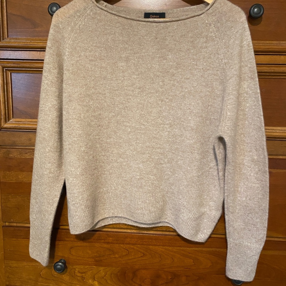 Quince XS Cashmere Sweater - Picture 3 of 5